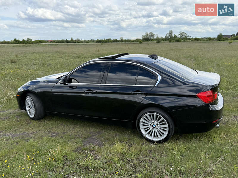 Седан BMW 3 Series 2015 в Львові