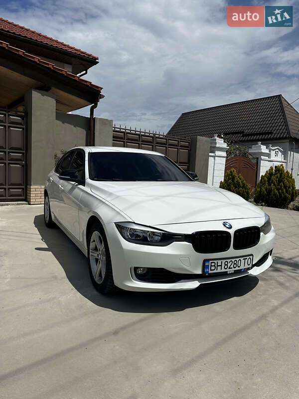 Седан BMW 3 Series 2013 в Миколаєві