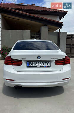 Седан BMW 3 Series 2013 в 