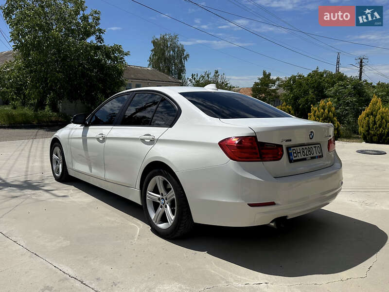 Седан BMW 3 Series 2013 в Миколаєві