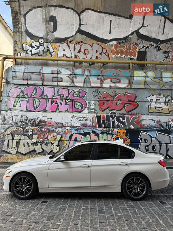 Седан BMW 3 Series 2014 в Одессе