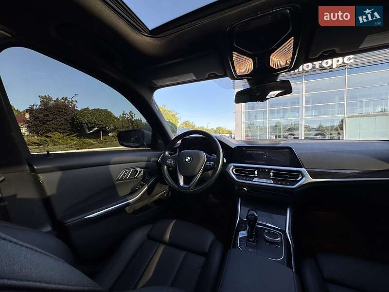 Седан BMW 3 Series 2020 в Киеве фото 27 Седан BMW 3 Series 2020 в Киеве