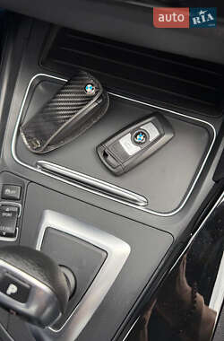 Седан BMW 3 Series 2016 в 