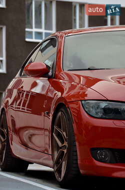 Купе BMW 3 Series 2009 в Киеве
