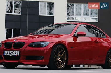 Купе BMW 3 Series 2009 в Киеве