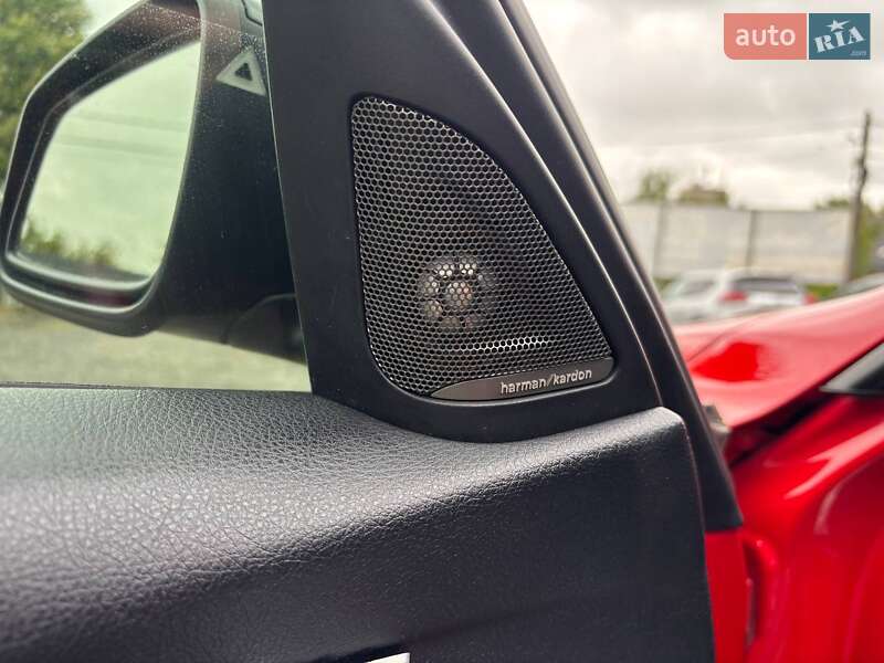 Седан BMW 3 Series 2012 в Львові