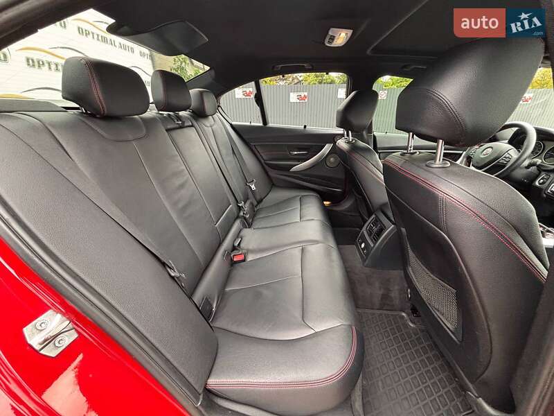 Седан BMW 3 Series 2012 в Львові