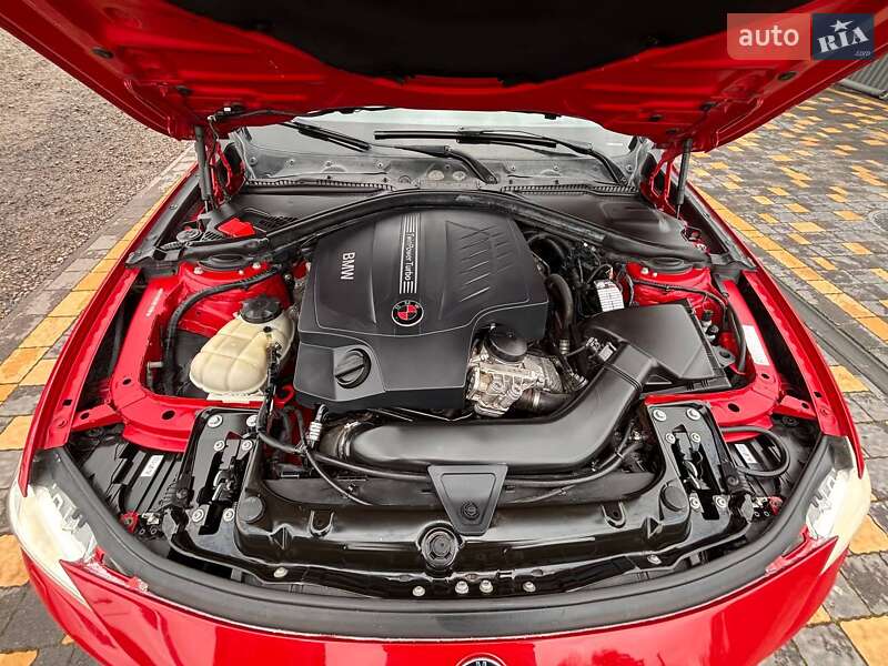 Седан BMW 3 Series 2012 в Львові