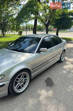 Седан BMW 3 Series 2004 в 