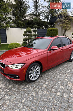 Седан BMW 3 Series 2018 в Львове