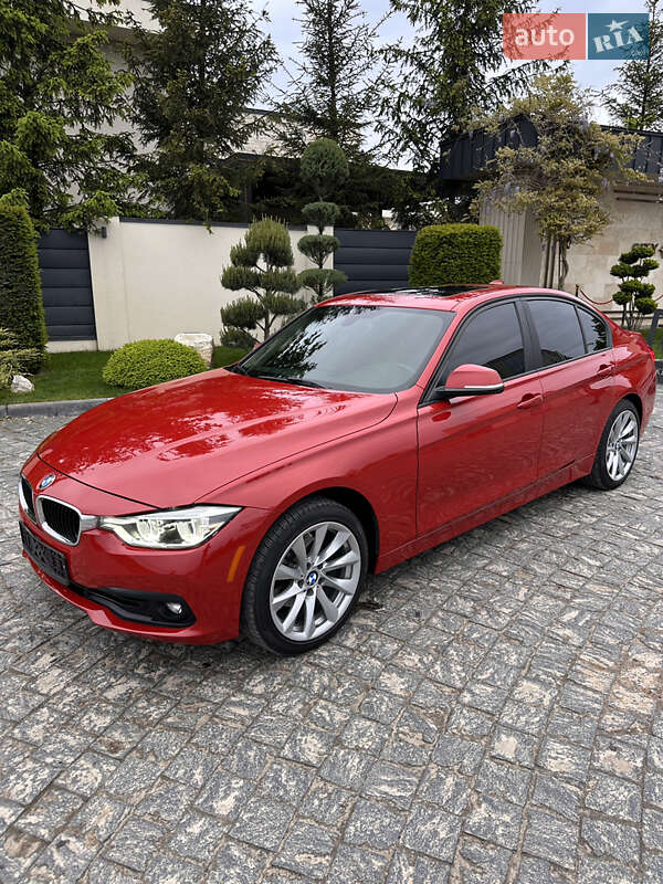 Седан BMW 3 Series 2018 в 