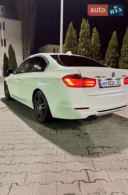 Седан BMW 3 Series 2012 в 
