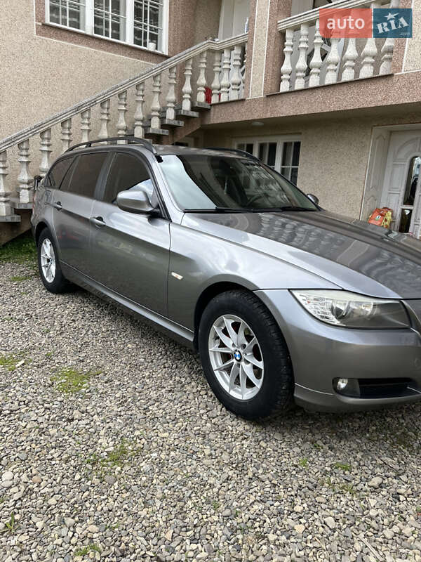 Универсал BMW 3 Series 2009 в Нереснице