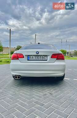 Купе BMW 3 Series 2012 в 