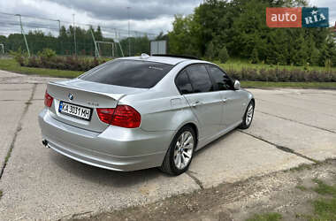Седан BMW 3 Series 2010 в 