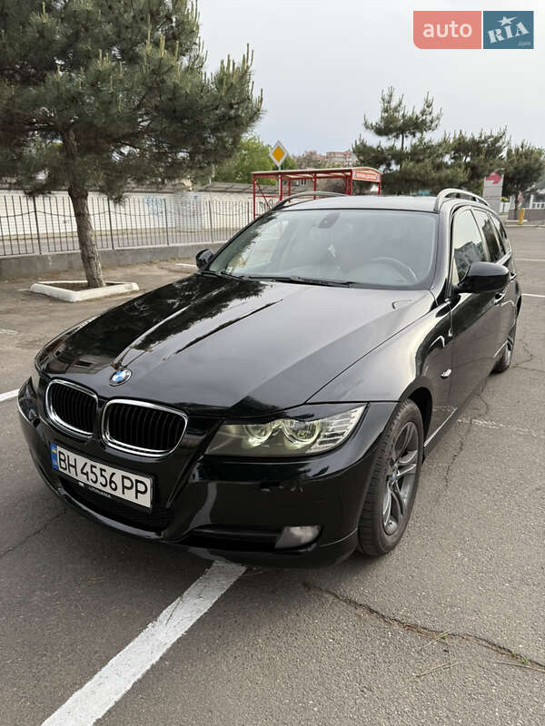 Универсал BMW 3 Series 2009 в 