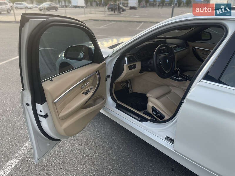 Седан BMW 3 Series 2015 в Києві фото 31 Седан BMW 3 Series 2015 в Києві