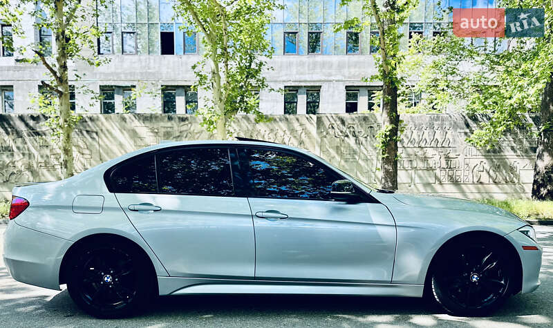 Седан BMW 3 Series 2014 в Николаеве