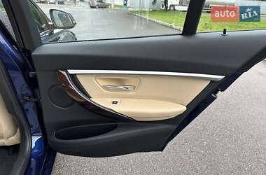 Седан BMW 3 Series 2016 в 