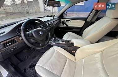Седан BMW 3 Series 2005 в 