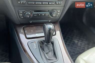 Седан BMW 3 Series 2005 в 