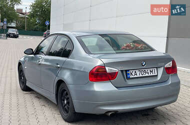 Седан BMW 3 Series 2005 в Киеве