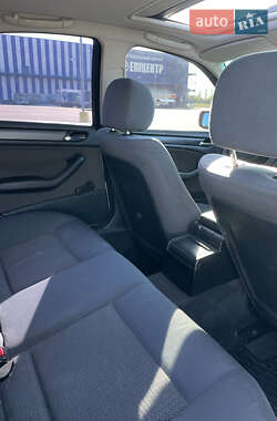 Седан BMW 3 Series 2002 в 