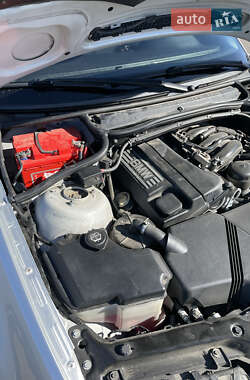 Седан BMW 3 Series 2002 в 