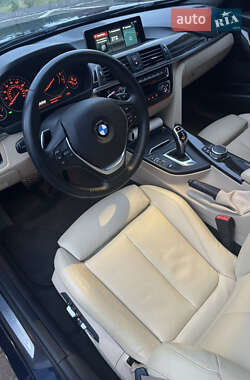 Седан BMW 3 Series 2016 в 