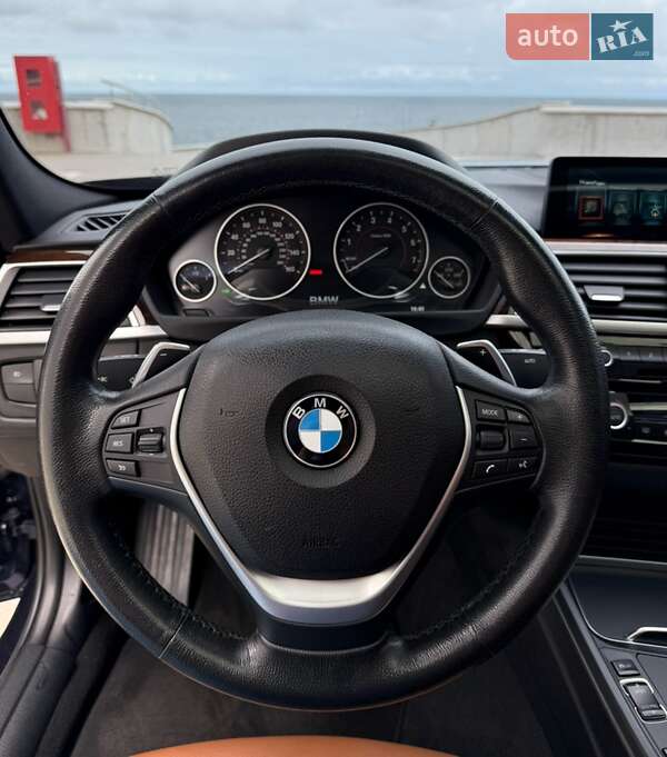 Седан BMW 3 Series 2017 в Одессе