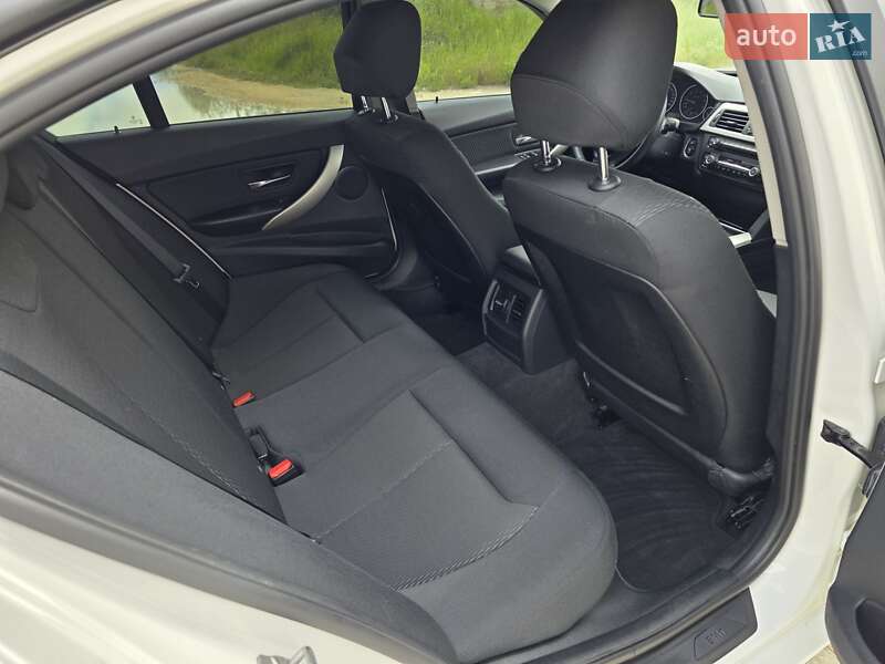 Седан BMW 3 Series 2012 в Одессе