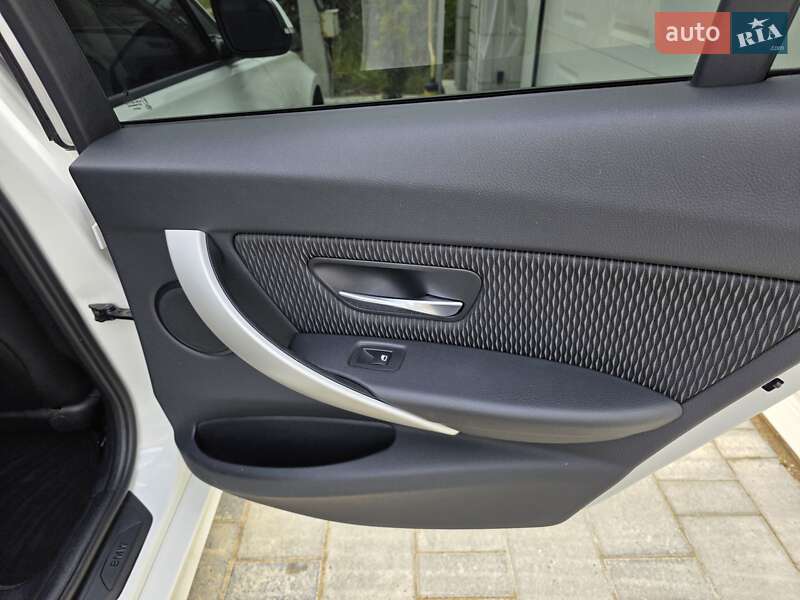 Седан BMW 3 Series 2012 в Одессе
