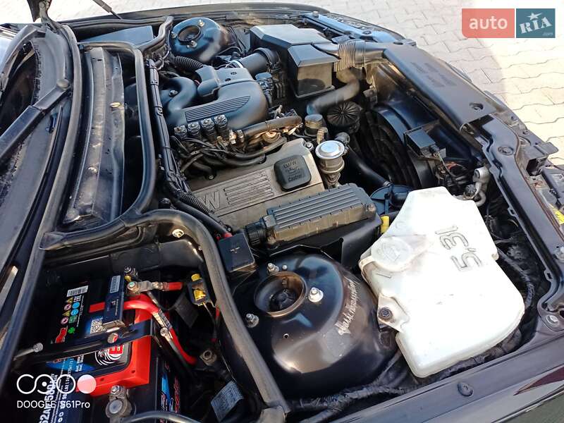 Седан BMW 3 Series 2000 в Хмельницькому