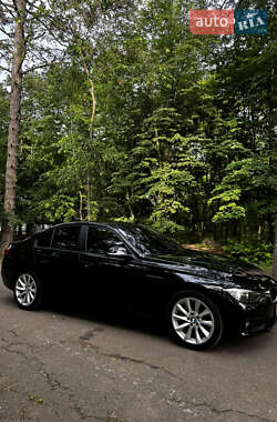 Седан BMW 3 Series 2017 в 