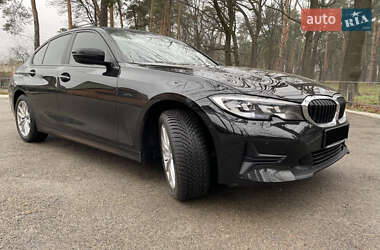 Седан BMW 3 Series 2020 в Києві