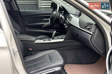 Седан BMW 3 Series 2012 в 