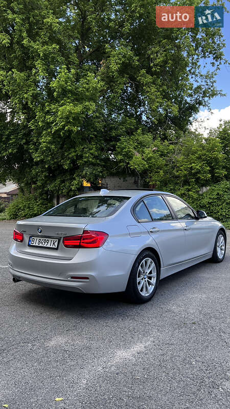 Седан BMW 3 Series 2017 в Полтаві