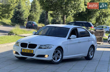 Седан BMW 3 Series 2009 в Луцке