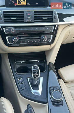 Седан BMW 3 Series 2016 в 