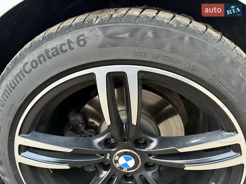 Седан BMW 3 Series 2015 в Киеве