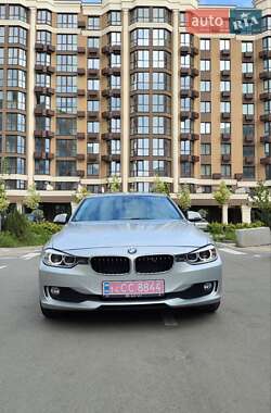 Седан BMW 3 Series 2014 в Киеве