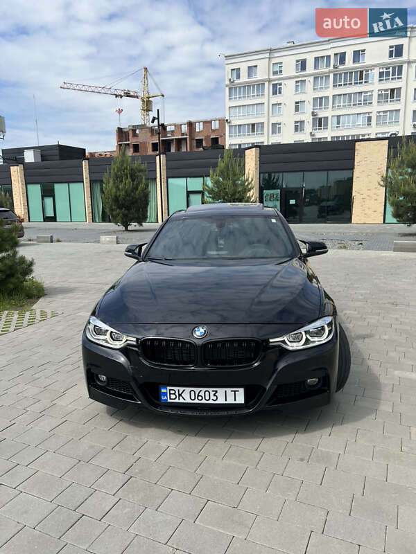 Седан BMW 3 Series 2015 в 