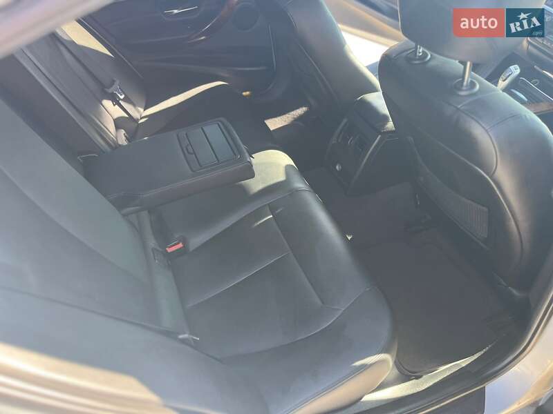 Седан BMW 3 Series 2012 в Киеве
