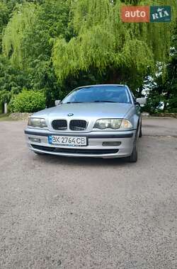 Седан BMW 3 Series 2001 в Остроге