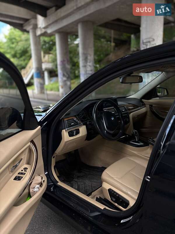 Седан BMW 3 Series 2013 в Одесі
