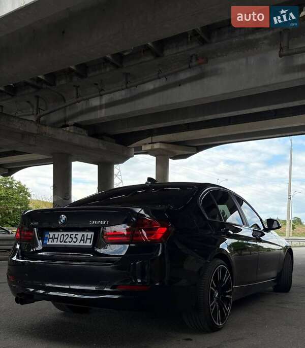 Седан BMW 3 Series 2013 в Одесі