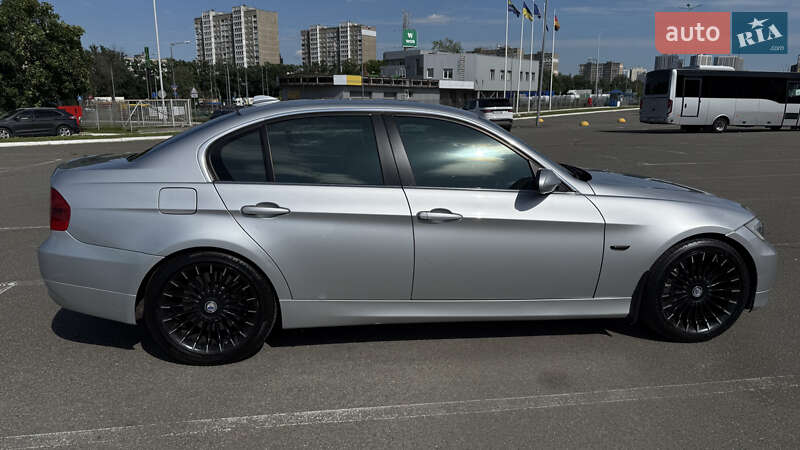 Седан BMW 3 Series 2007 в Киеве
