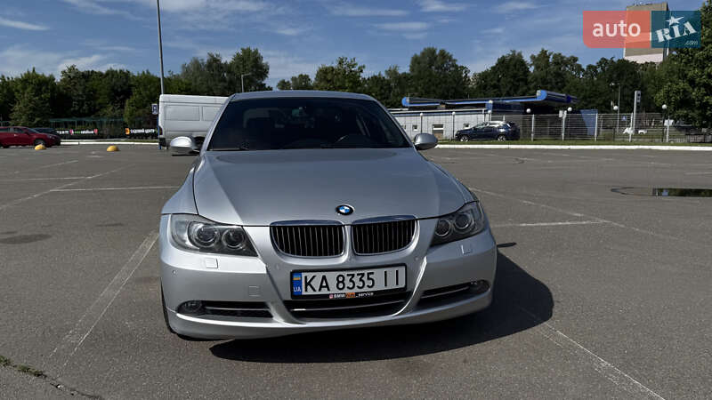 Седан BMW 3 Series 2007 в Киеве
