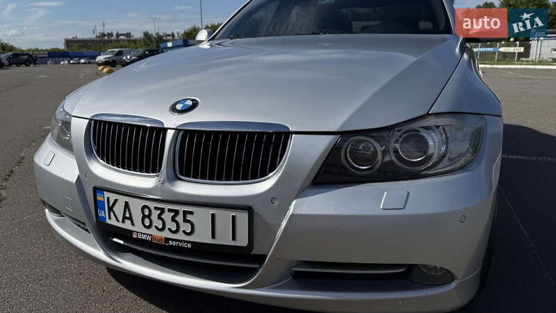 Седан BMW 3 Series 2007 в Киеве