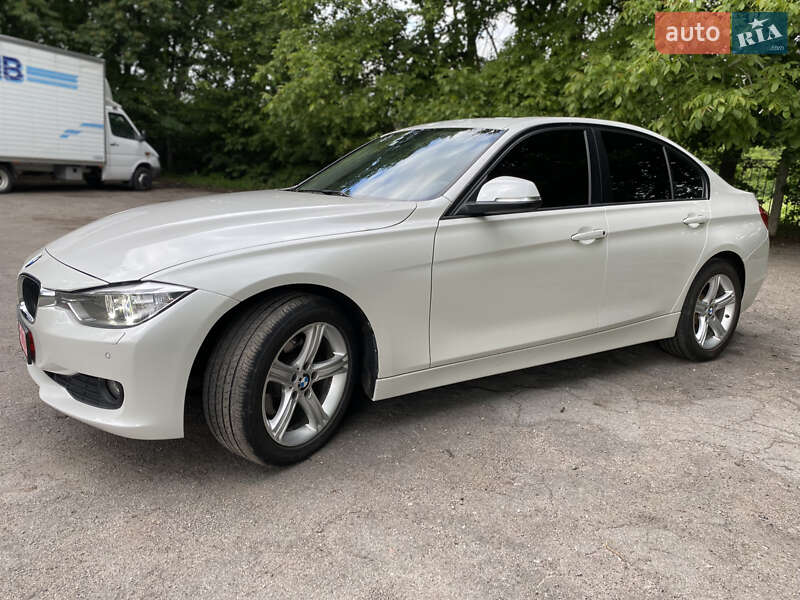 Седан BMW 3 Series 2014 в Вінниці